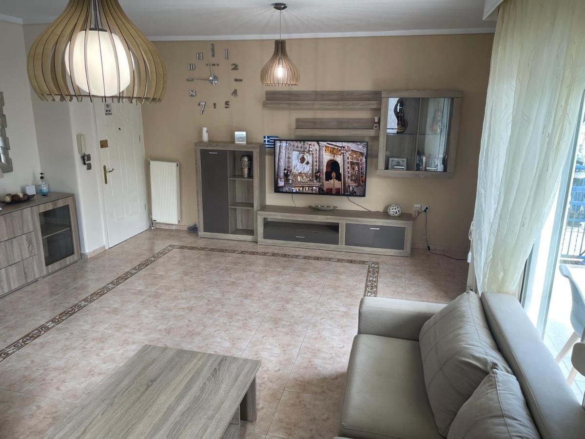 Lovely And Sunny Apartament 300M From Beach!! Переа Экстерьер фото