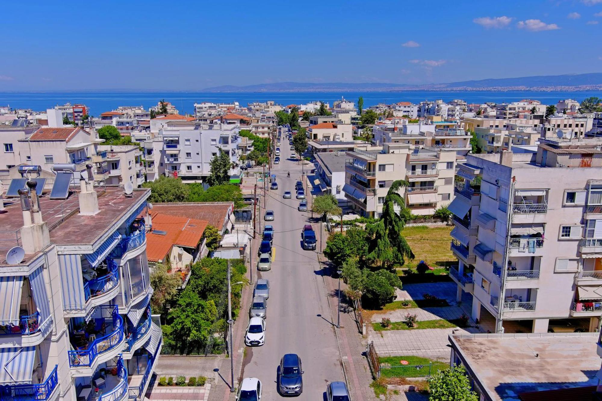 Lovely And Sunny Apartament 300M From Beach!! Переа Экстерьер фото