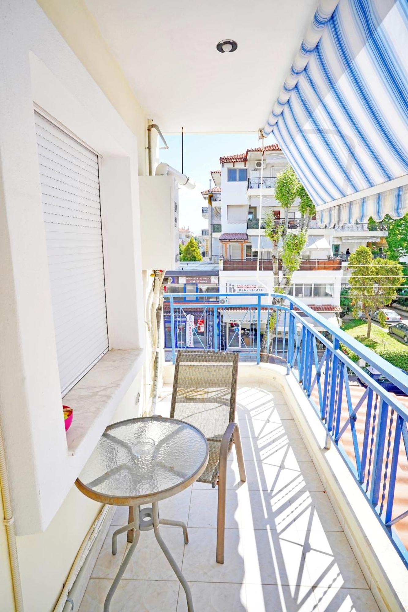 Lovely And Sunny Apartament 300M From Beach!! Переа Экстерьер фото